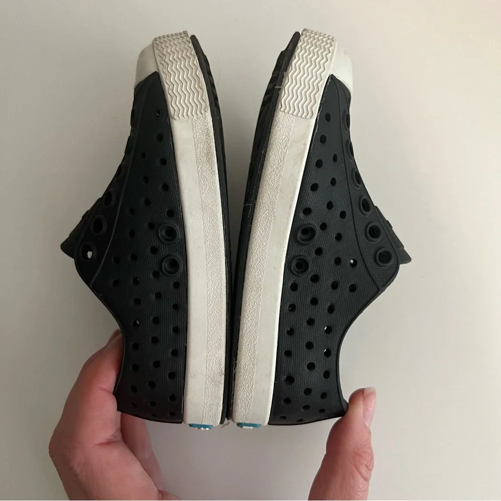 Native Jefferson Child Kids Black Slip-On Shoes, Size C5